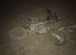 Девушка на скутере без шлема погибла в страшном ДТП с «Фордом-Фокусом» под Ставрополем 