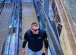 Снимал на телефон женщину в туалете и незамедлительно скрылся мужчина в Ставрополе