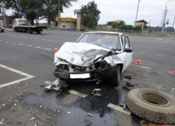 В Ставрополе "девятка" врезалась в "КамАЗ"