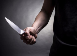 В центре Пятигорска обнаружили мужчину с ножевыми ранениями