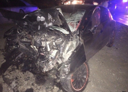 На Ставрополье погибли 5 человек при столкновении легковушек