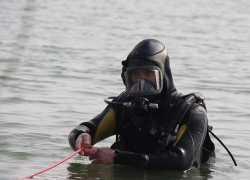 Тело запутавшегося в сетях рыбака извлекли из водоема спасатели на Ставрополье