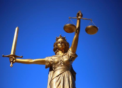 На главу медицинской организации на Ставрополье заведено 24 уголовных дела