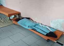 Молил о помощи: на Ставрополье мужчина три дня пролежал на бетонном полу больницы