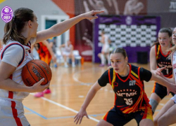 Не догнали: баскетболистки «Невинномысска» уступили девушкам из Екатеринбурга