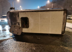 В Ставрополе на Западном обходе перевернулся автобус с пассажирами