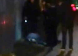 Неизвестный с ножом бросался на прохожих и ранил подростка в Кисловодске 