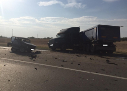 Водитель "Мерседеса" спровоцировал массовую аварию с 5 автомобилями