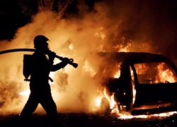 Автомобиль горел на трассе Ставрополья