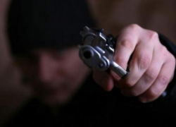 Парочка грабителей открыла стрельбу в Ставрополе в попытке скрыться от полиции