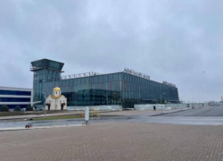 В Махачкале самолет из Минеральных Вод выкатился за пределы взлетно-посадочной полосы