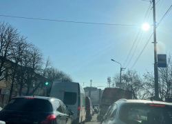 Неожиданная пробка от цирка в Ставрополе возмутила автомобилистов 