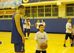 Динамовцы Ставрополя провели мастер-класс для ребят из детдома