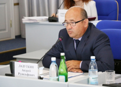 Экс-замминистра минстроя Ставрополья Андрей Лазуткин отправится в колонию на 3,5 года