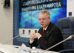 Увидеть, услышать, а теперь и почитать? Власти Ставрополья продолжают дербанить краевой бюджет на собственный пиар