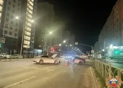 Подросток и двое взрослых доставлены в больницу после ночной аварии в Ставрополе 