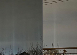 Мороз создал световые столбы над КМВ в ночь перед Крещением 