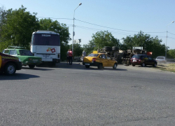 В Пятигорске перевернулась бетономешалка