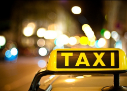 В Труновском районе судебный пристав вызвал такси и поймал неплательщика алиментов