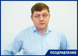 День рождения отмечает главный редактор сети «Блокнот» Олег Пахолков 
