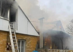 Пенсионерка получила термический ожог при пожаре дома в Кисловодске
