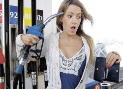 Цены на бензин марок АИ-92 и АИ-95 в Ставрополе выше, чем в Москве 