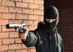 За долги ставрополец четыре раза выстрелил в спину сожительницы – мужчина получил 15 лет тюрьмы 