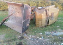 При столкновении грузовиков под Ставрополем двое мужчин получили травмы