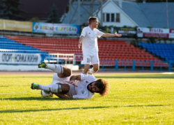 «Сами себе организовали приключения»: футбольное дерби в Пятигорске стало триумфом «гладиаторов» 