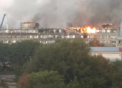 Семиэтажный жилой дом загорелся в Ессентуках