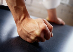 На Ставрополье мужчину осудили за дебош и нападение