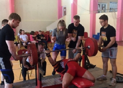 Сотрудник УФСИН по Ставропольскому краю был в шаге от нового мирового рекорда по пауэрлифтингу 