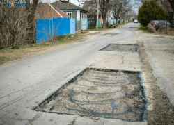 Увеличить долю качественных дорог порекомендовал Путин правительству Ставрополья 