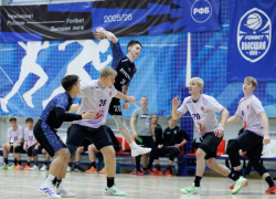 Уступили северянам, помирились с волжанами: гандболисты «Виктора-СУОР» вернулись с выезда