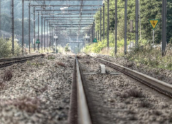 На железнодорожном перегоне «Палагиада — Ставрополь» под поезд попала жительница Краснодарского края