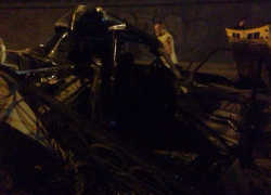 В Пятигорске водитель снес ограждение, врезался в столб и вылетел на встречную полосу