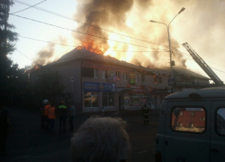 Горит фитнес-клуб на Октябрьской