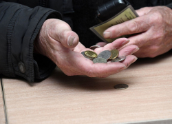 Край стремительно нищает: на Ставрополье выросло количество малоимущих граждан