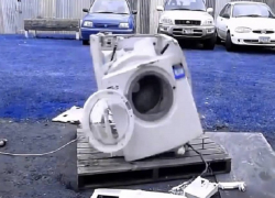 Эмоциональный мужчина разбил холодильник и стиральную машину в чужой квартире на Ставрополье