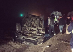 Пострадавших из перевернувшегося автомобиля близ Иноземцево госпитализировали