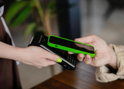 В салонах МегаФона откроются банковские отделения