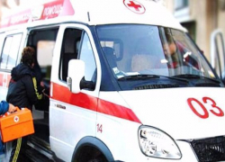 Беременная девушка и пассажирка госпитализированы после столкновения двух автобусов в Ставрополе