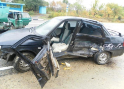 В Александровском районе при столкновении автомобилей погиб водитель