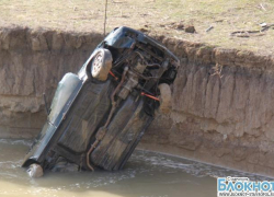 Ставропольские водолазы вытащили из реки угнанный автомобиль