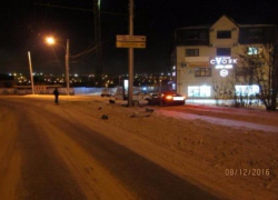 Девушка на «Ягуаре» врезалась в столб и получила сотрясение мозга в Ставрополе