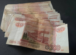 Эксперт рассказал, как зимние праздники скажутся на зарплате жителей Ставрополья