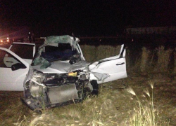 Водитель легкового авто погиб в результате столкновения с грузовиком на Ставрополье