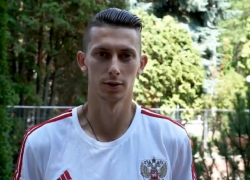 Защитник сборной Илья Кутепов обратился к болельщикам перед матчем Россия - Испания