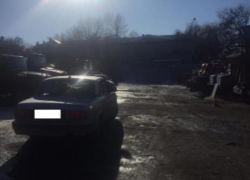 В Кисловодске «Волга» наехала на собственного владельца