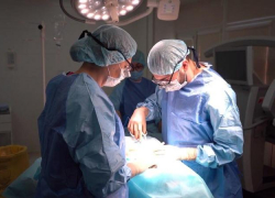 Ставропольские врачи рассказали о применении микрохирургии в лечении онкологических заболеваний